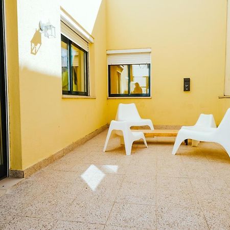 Help Yourself Hostels - Restelo Lisboa Eksteriør bilde