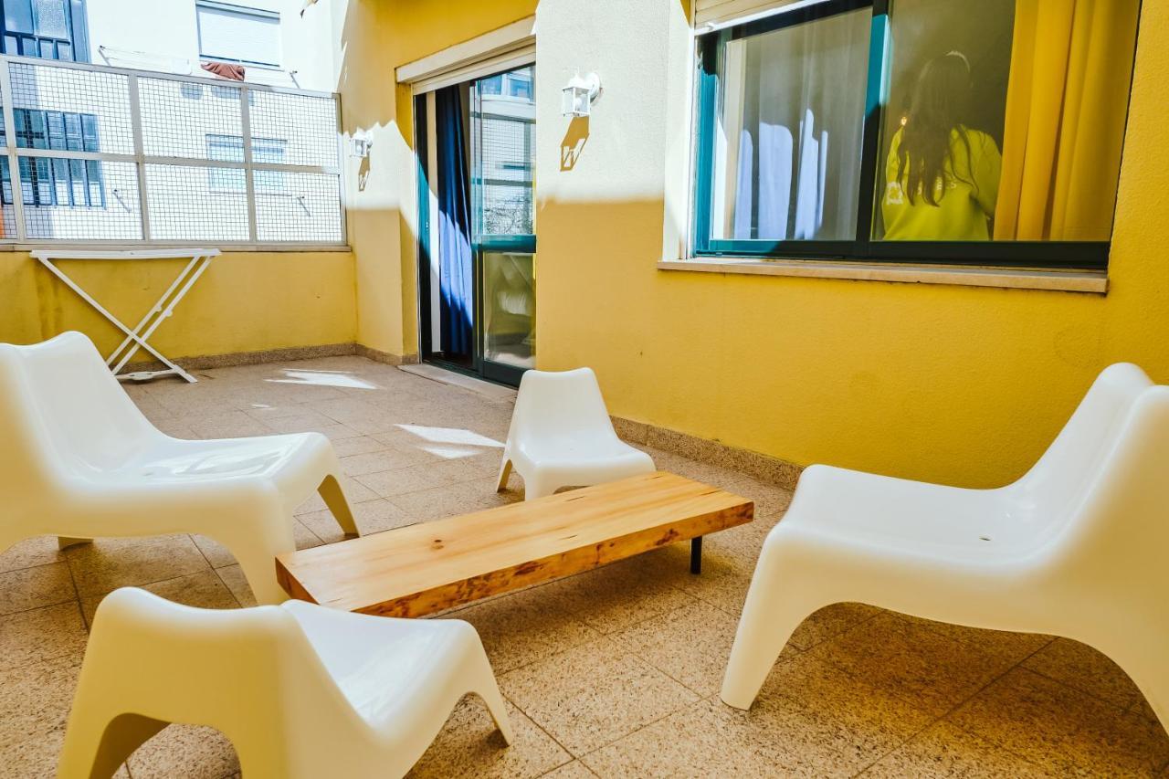 Help Yourself Hostels - Restelo Lisboa Eksteriør bilde