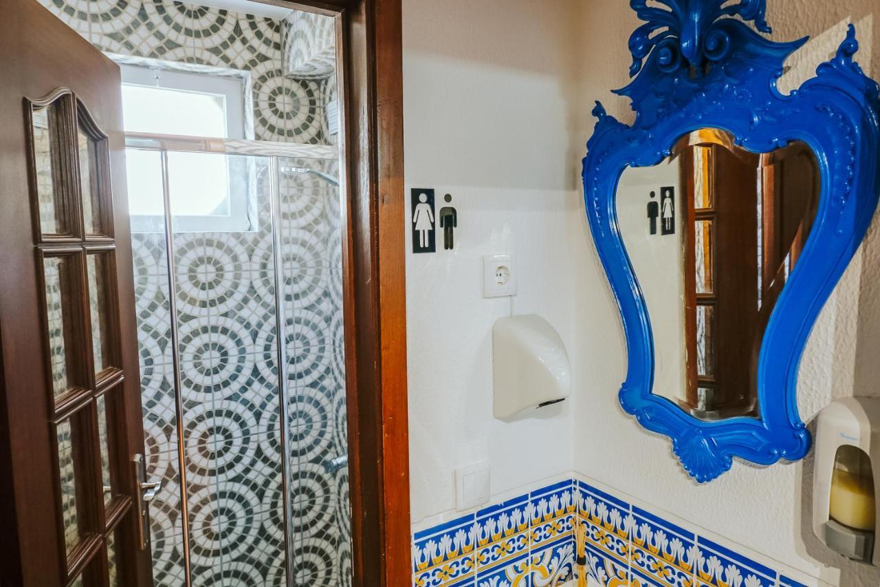 Help Yourself Hostels - Restelo Lisboa Eksteriør bilde