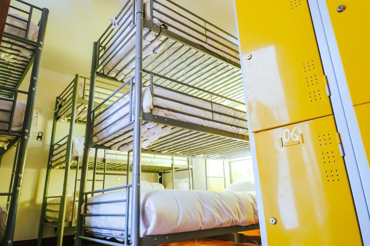 Help Yourself Hostels - Restelo Lisboa Eksteriør bilde