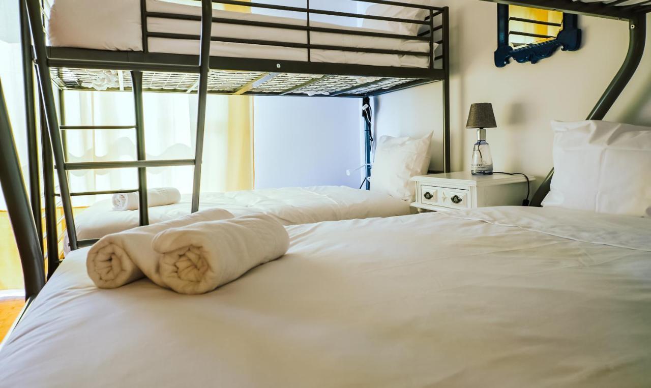 Help Yourself Hostels - Restelo Lisboa Eksteriør bilde