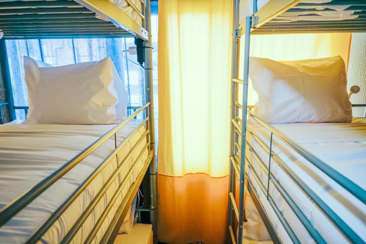 Help Yourself Hostels - Restelo Lisboa Eksteriør bilde