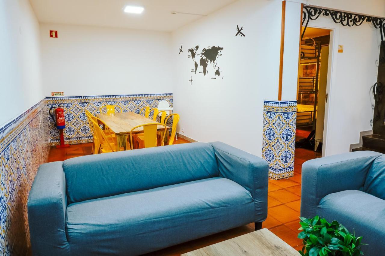 Help Yourself Hostels - Restelo Lisboa Eksteriør bilde